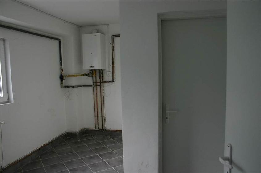 Hala incalzita, zona autostrada, flexibilitate si posibilitati de extindere - 9