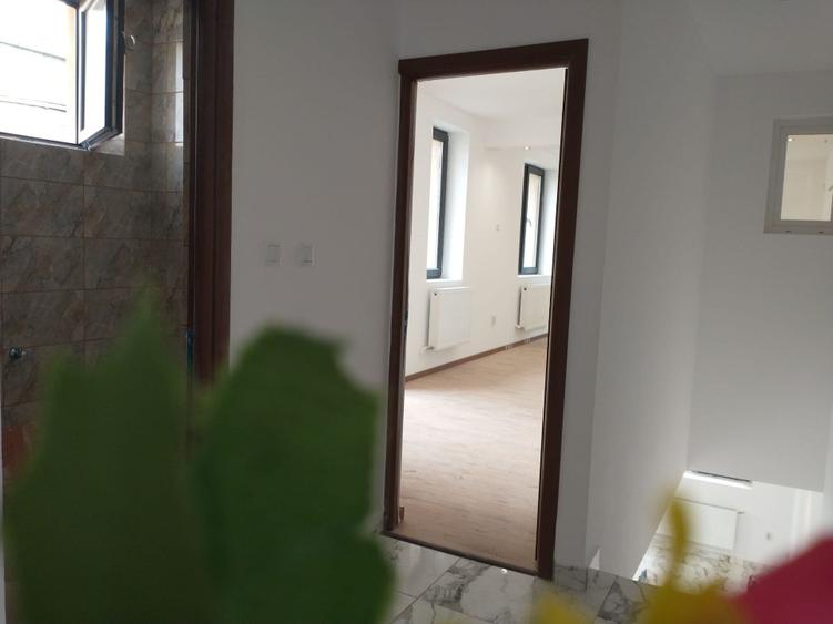 Mall Vitan - Vila  MODERNA 2023   P+1,  4 camere, 166 mp. , singur curte - 95mp - 2