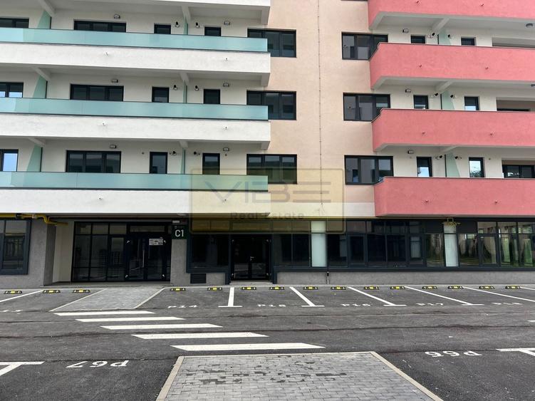 Spatiu comercial / Office NOU Podu Ros - Piata Nicolina - 7