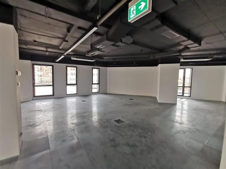 Inchiriere spatii de birouri in cladire noua - de la 430 mp + terasa - 5