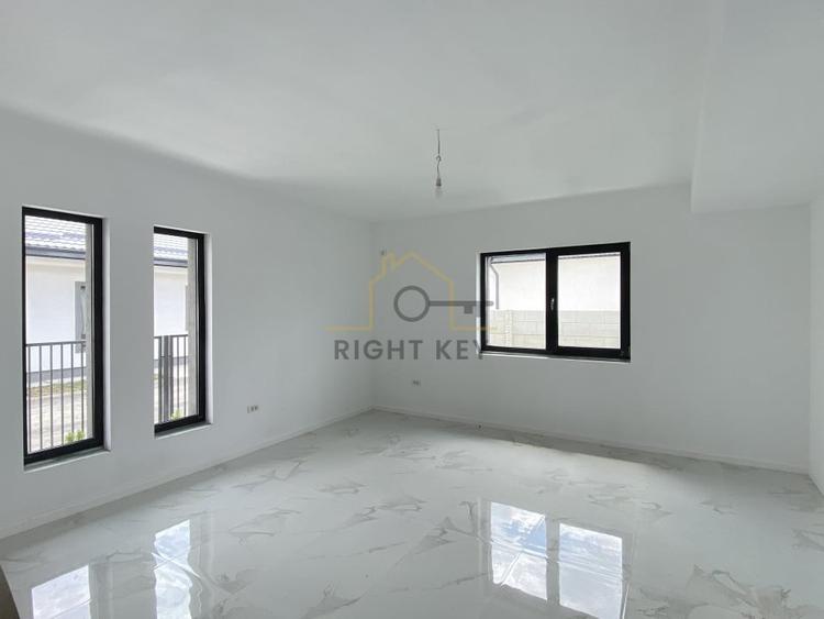 Case parter 4 cam, 380mpt, asfalt, parc, toate utilitatile!Comision 0% - 5