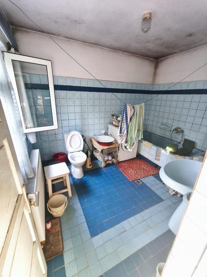 ROANDY-Casa solida,parter+1,zona Valeni - 9