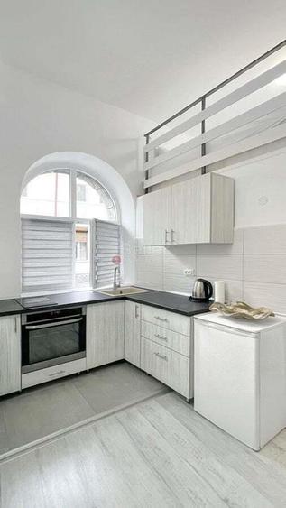 Studio Cochet in Piata Unirii - 16