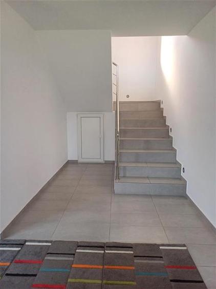 2 Case de vanzare langa liceu in Talmaciu - 10