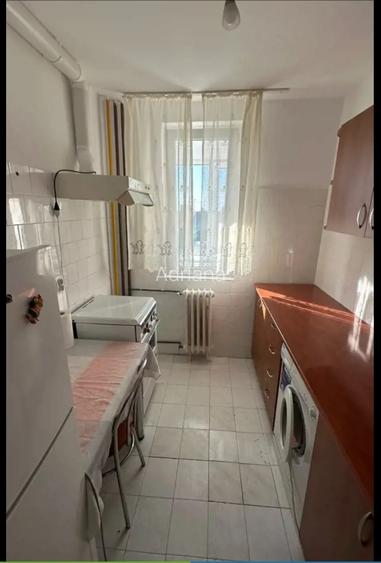 Apartament cu 2 camere semidecomandat, mobilat în Circumvalațiunii Apartament cu 2 camere semidecomandat, mobilat în Circumvalațiunii