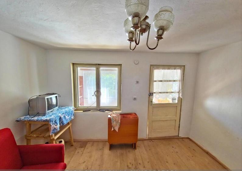 CASA IN BERISLAVESTI - LA 8 KM DE CALIMANESTI - 17