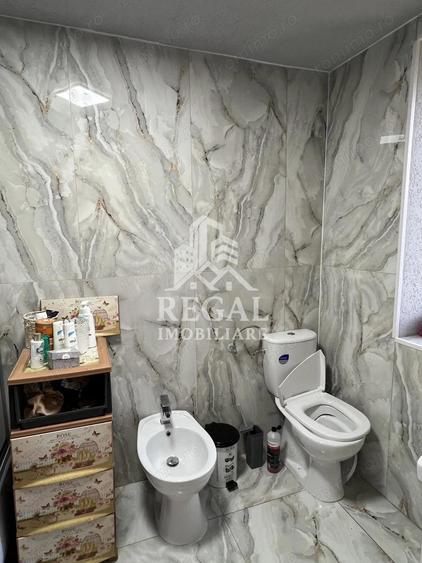 Casa spa?ioasa de vanzare in Ru?i pentru locuin?a sau investitie - 15