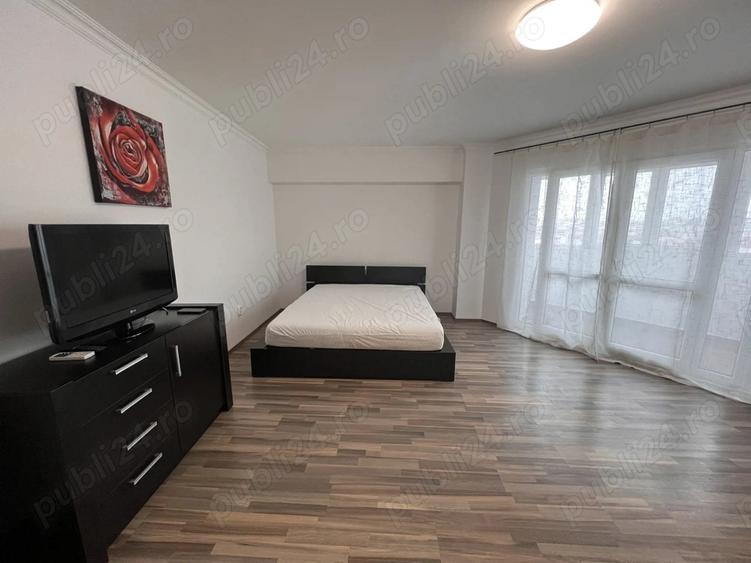 Inchiriez garsoniera cf 1 decomandata Parc Sebastian - 1