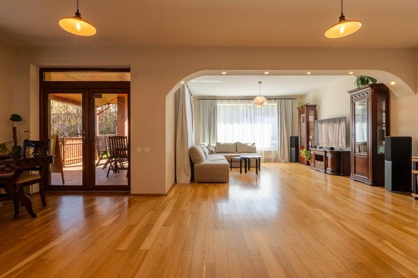 Casa individuala cu teren 750mp, garaj, beci, terasa - Dezmir, zona centrala - 2