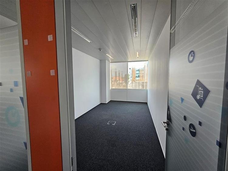 Hermes Business Campus - Spatii Birouri clasa A - 11