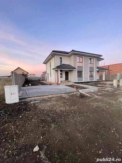 Duplex P+1 modern partea stanga, 110 mp utili, teren 415 mp zona noua Sacalaz Pre?: 165.000 - 5