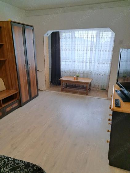 Inchiriez garsoniera. - 5