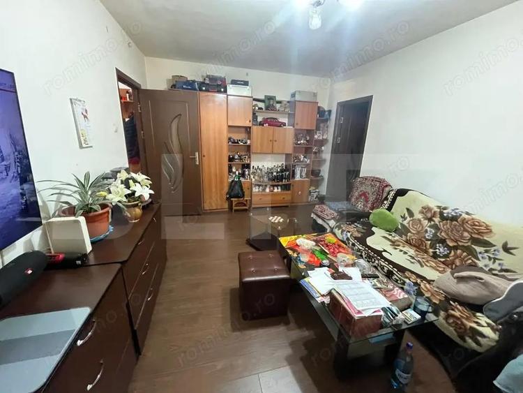 Apartament 2 camere parter centrala proprie, bloc de caramida izolat 50 mp - 6