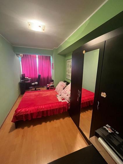 Apartament cu 4 camere FOARTE MARE inel 1 - 14