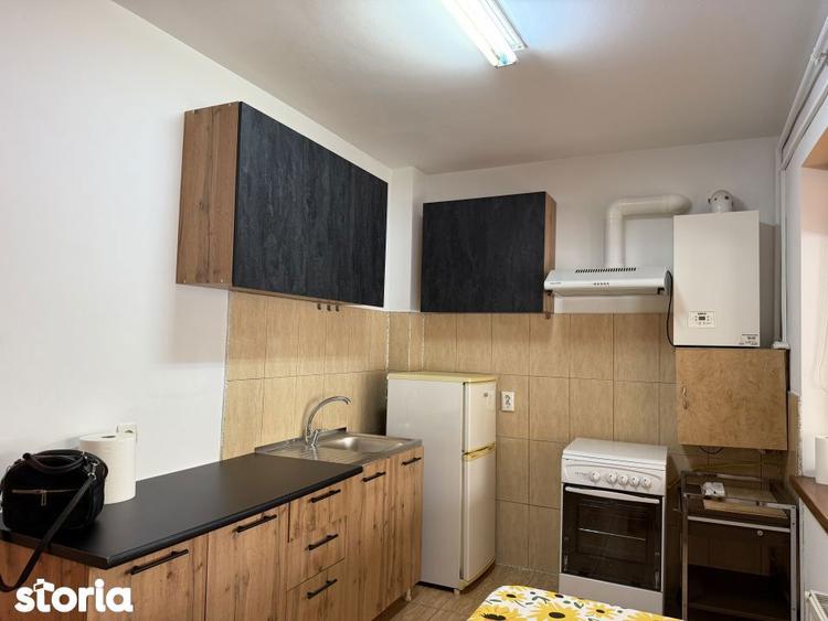 garsoniera bloc parter stefan cel mare zona 3 stejari - 4