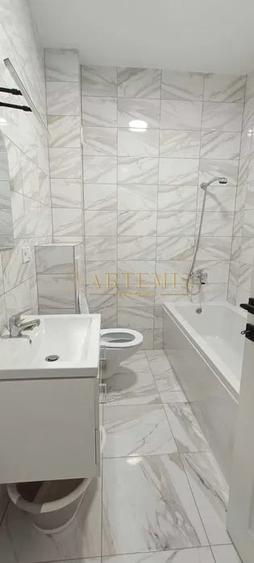 Apartament de 2 camere, decomandat, 40 mp., terasa 25 mp., zona zavoaie - 6