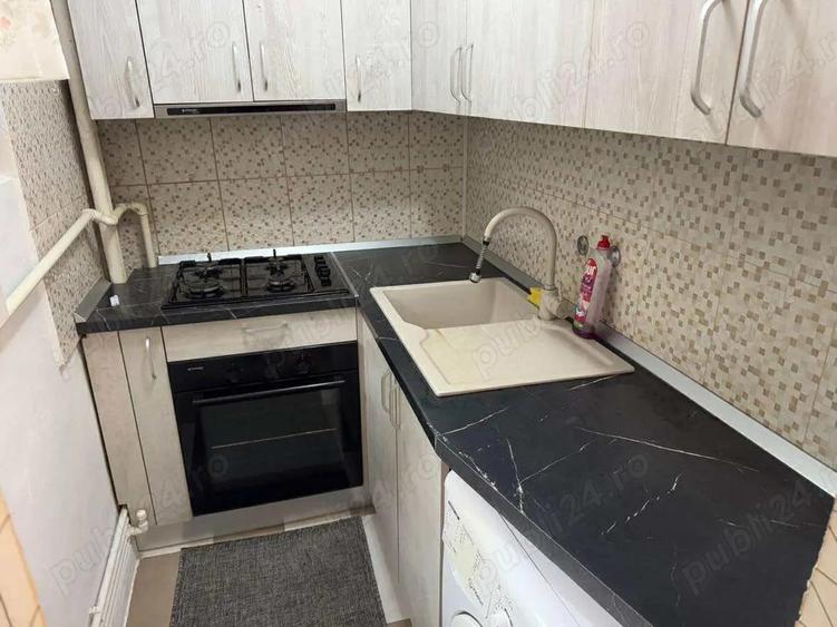 Inchiriez apartament bacau piata sud estaj doi - 4