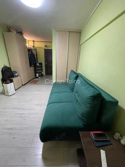 Proprietar ofer spre vanzare garsoniera provenita din camera de camin.