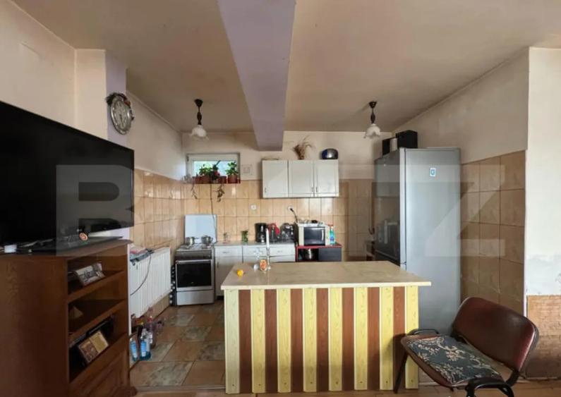 Casa de vanzare, cu 4 camere, 180 mp, in Simeria - 2