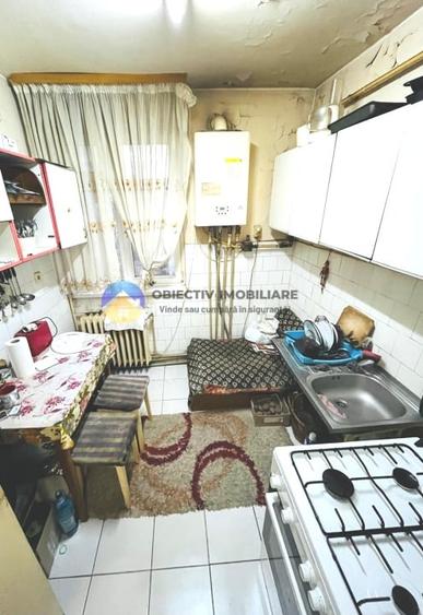 Apartament 3 camere de vanzare – Bld. Decebal - 2