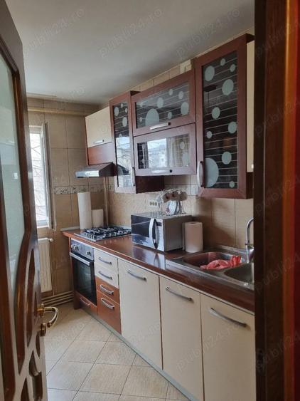 De inchiriat apartament cu 3 camere - 3