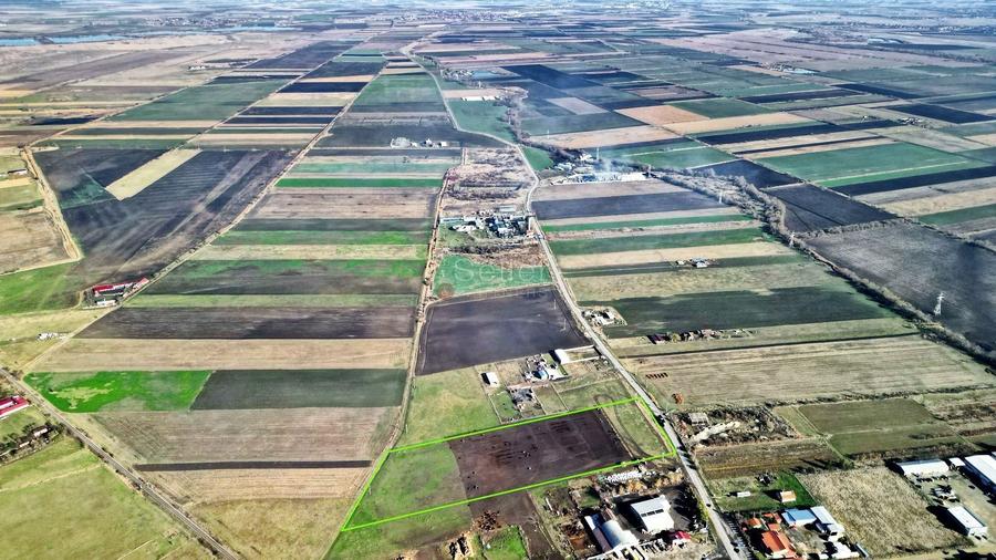 Teren Industrial cu P.U.Z. - 6