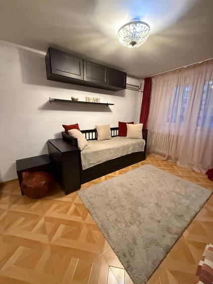 Piata Victoriei,loc de parcare Adp,decomandat,5 min metrou - 3