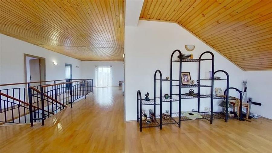 Ansamblu rezidential/ birouri/  4 niveluri si 700 mp de teren, Tractorul, Brasov - 9