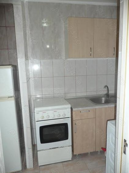 Proprietar inchiriez garsoniera , Doamna Ghica Luntrei, Et 9 din 10 , semid 300 euro - 7