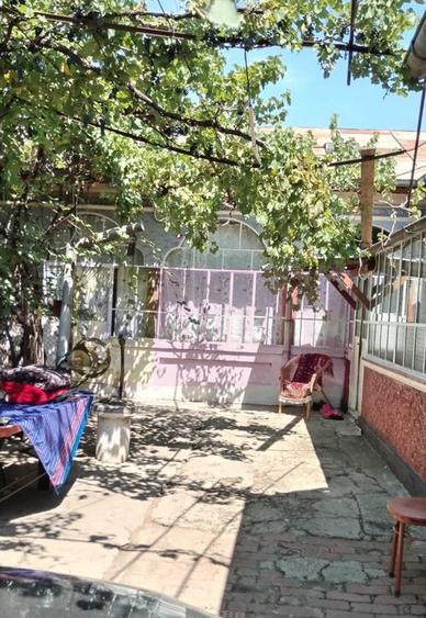 Branesti / IF - casa batraneasca din caramida cu teren de... - 22