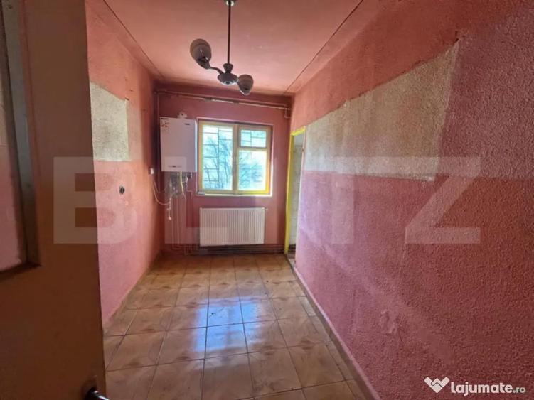 Apartament 4 camere, 81 mp, zona Micro 5 - 8