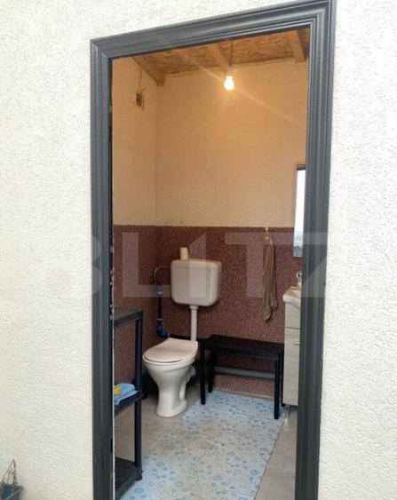 Casa cu piscina mobilata la cheie - 9