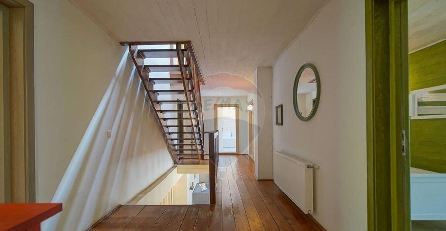 De vanzare Casa Margo - Cheile Ra?noavei - oportunitat... - 2