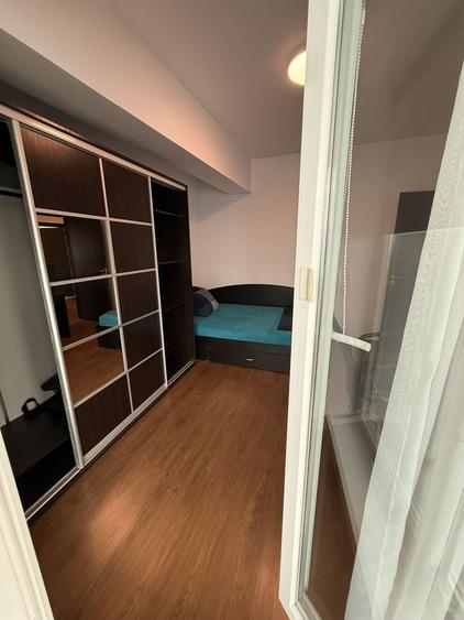 Apartament 2 camere lux, bloc nou, terasă 20 mp, centrală proprie, preț excelent - 12