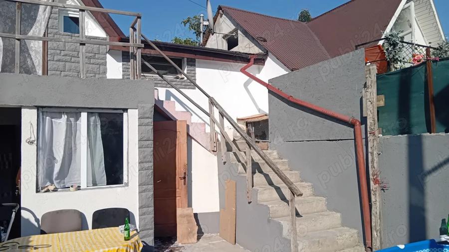 Vand casa la curte - 4