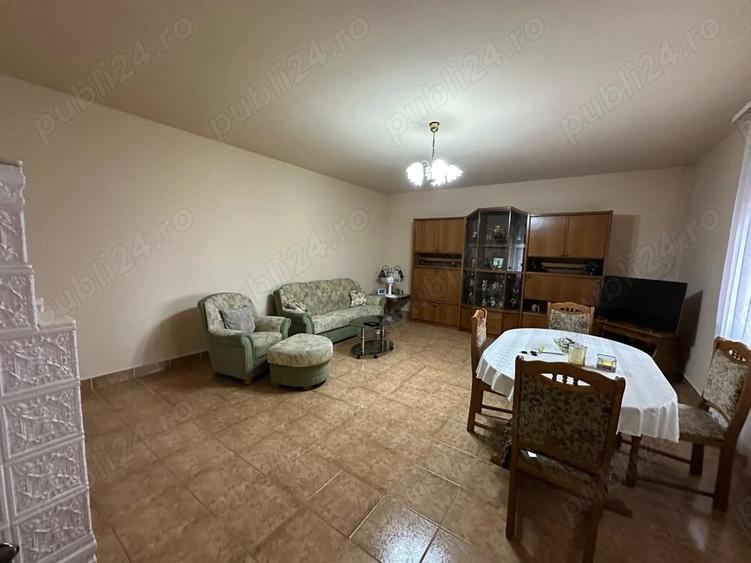 CASA LA TIPARI pentru 2 familii - 7