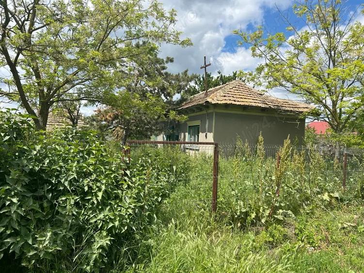 vand tren cu casa nelocuibila - 1