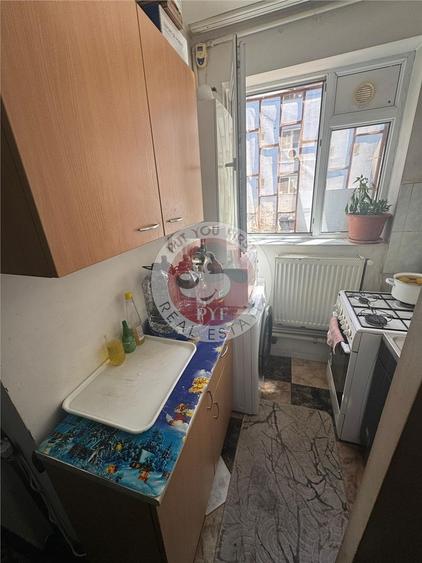 Metrou Eroii Revolutiei | Garsoniera | Semidecomandata | 15 mp | B11369 - 5