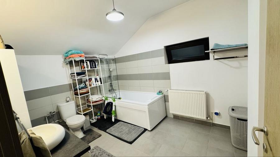 Casa P+M 4 camere/2 bai, mobilata si utilata - 4