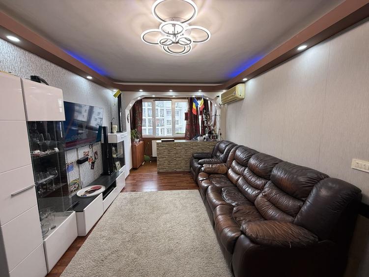 Ap 2 camere 57 mp cu 2 balcoane și 2 locuri parcare str Fizicienilor - 1