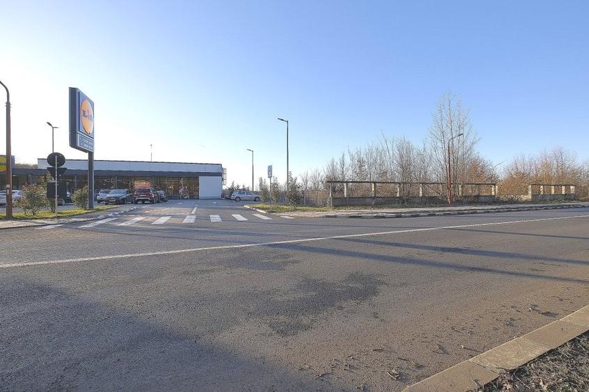SNAGOV - langa Lidl si padure, 577 mp. teren intravilan cu deschidere de 33 ml. - 1
