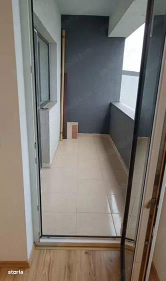 Apartament cu 2 camere semidecomandat în Florești