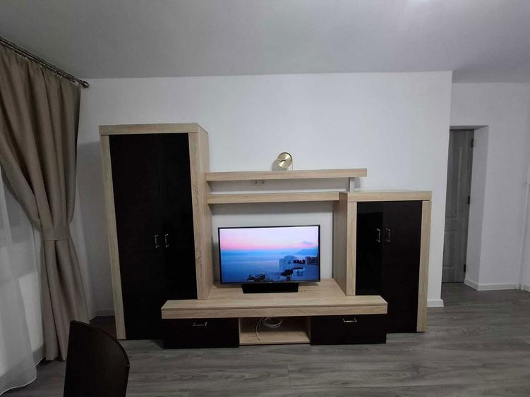 Bd. REPUBLICII Ploiesti-Inchiriez Apartament-Complet Mobilat si Utilat - 5