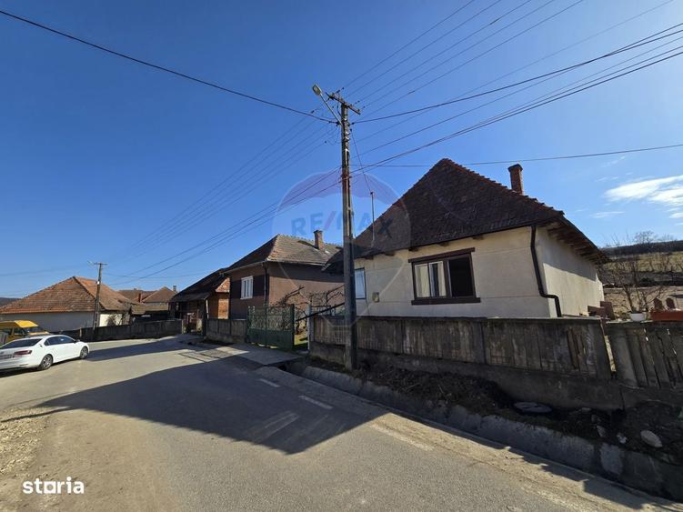 Casa cu teren generos de vanzare Sanmihaiu Almasului, Comision 0% - 9