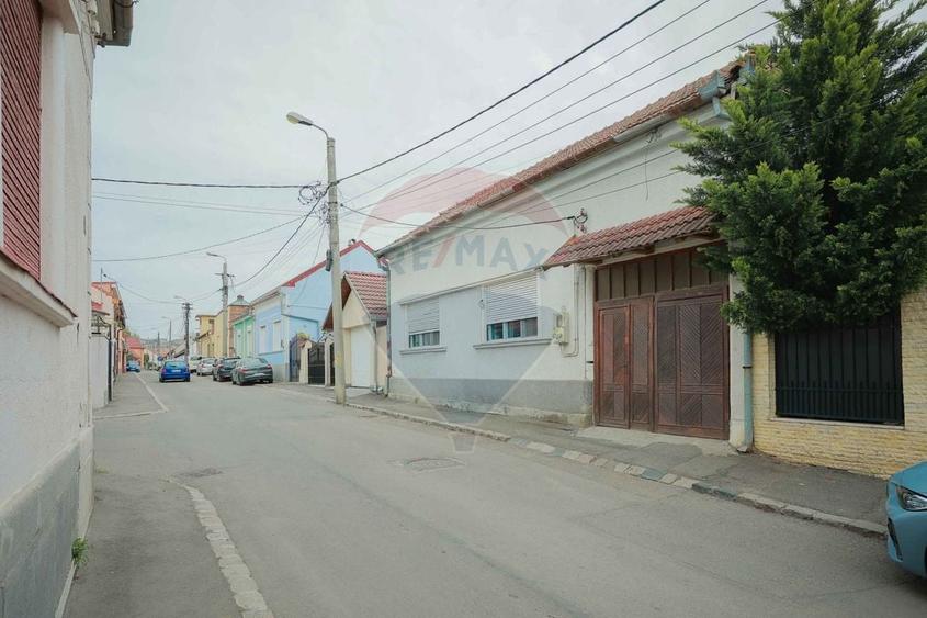 Casă cu teren 360 mp, central, zona Bd. Dacia, Canonicilor, vânzare - 32
