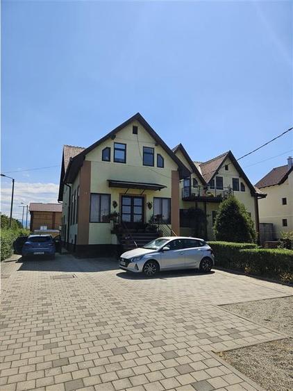 Vila spatioasa, hale si teren total 1700 mp, Calea Surii Mici, Sibiu - 1