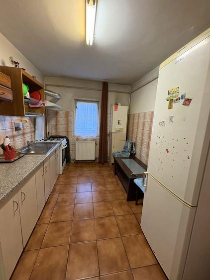 Inchiriez 2 camere Miron Costin - 8