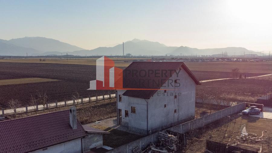 Casa cu teren 1500 mp in Harman - 10