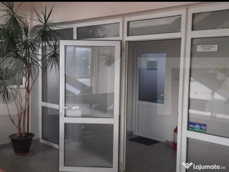 Birou de inchiriat, 2 camere, 40 mp Str. Fabricii - 1
