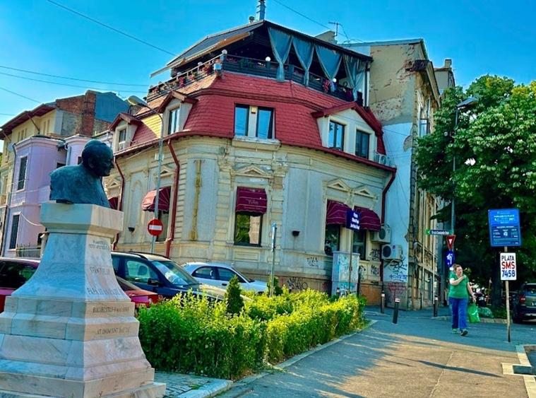 Cismigiu, priveliste superba,  vila consolidata si renovata total. - 1